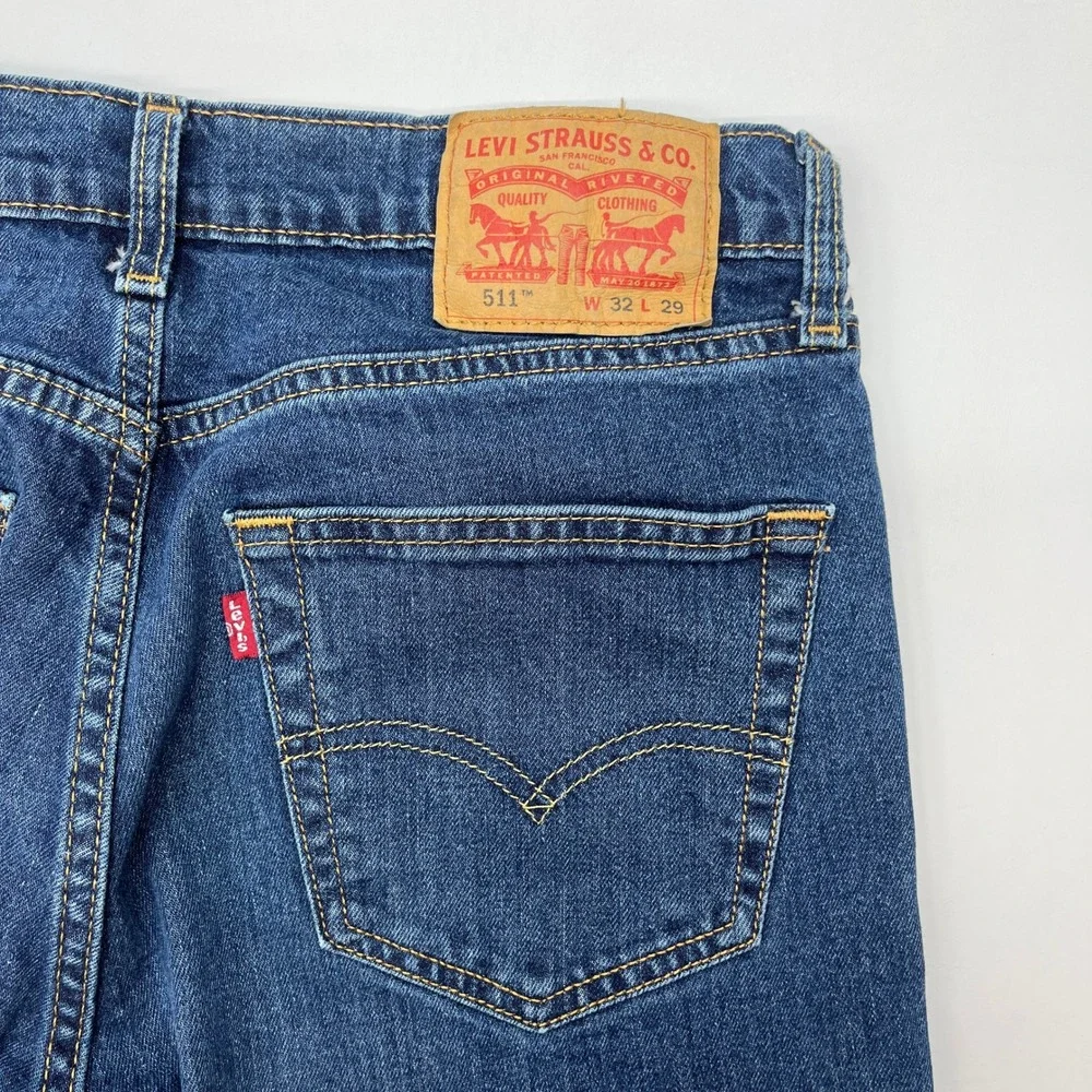 Levis these levi
